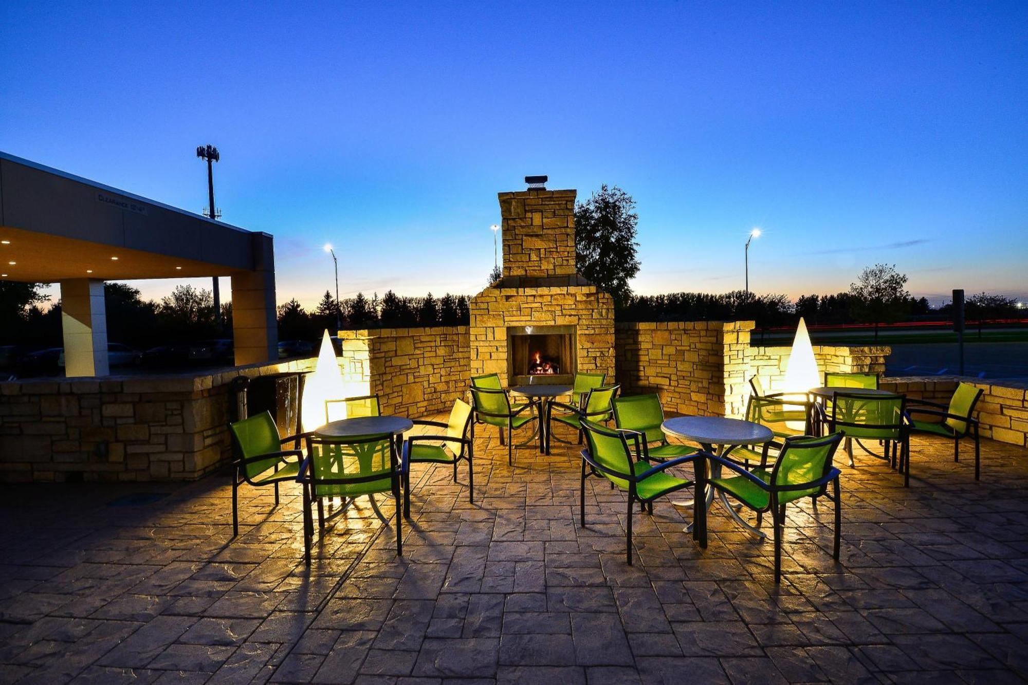 Springhill Suites By Marriott Γκραντ Φορκς Εξωτερικό φωτογραφία